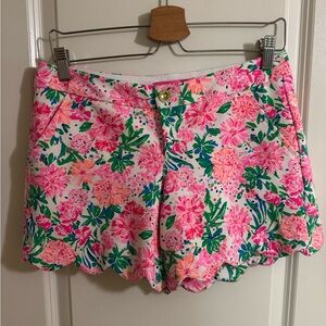 NWT Lilly Pulitzer Pink and Green Floral Women's Shorts